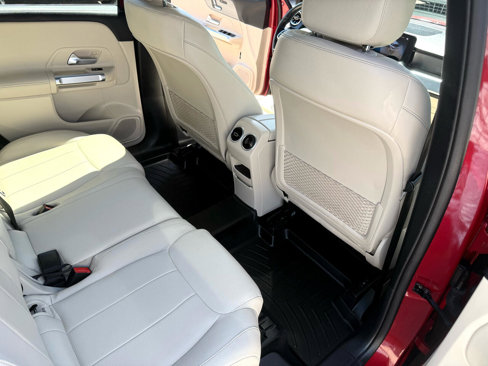 Used 2023 Mercedes-Benz GLB 250 4MATIC image 15