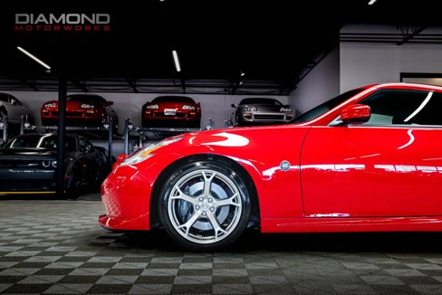 Used 2009 Nissan 370Z NISMO image 10