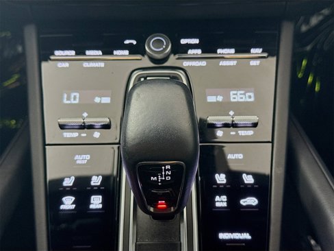Certified 2023 Porsche Cayenne Turbo S image 13