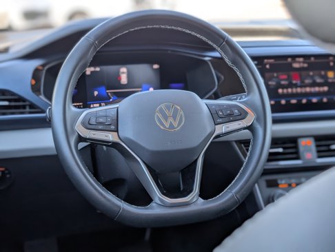 Used 2022 Volkswagen Taos SE image 15