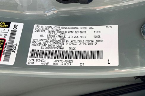 Used 2025 Toyota Tundra SR5 image 31