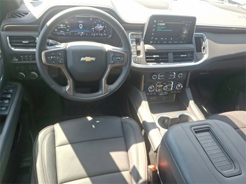 Used 2024 Chevrolet Suburban High Country w/ Premium Package 2 image 12
