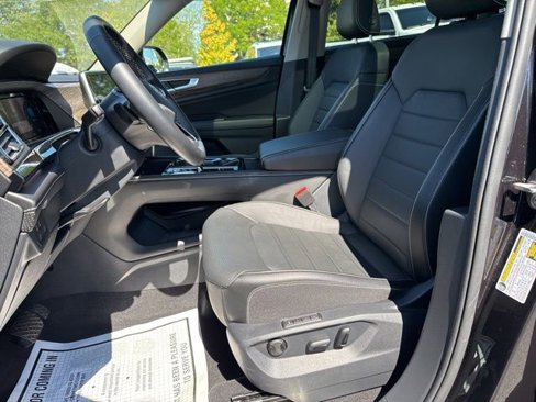 Certified 2025 Volkswagen Atlas SEL image 22