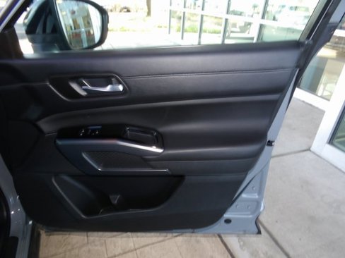 Certified 2024 Nissan Pathfinder SL w/ SL Premium Package image 27