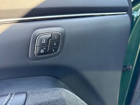 Used 2024 Ford Mustang Mach-E Premium image 25
