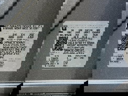 Used 2025 Chevrolet Equinox ACTIV w/ Safety and Technology Package image 32