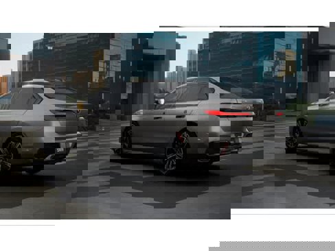 New 2025 BMW 760i xDrive image 2