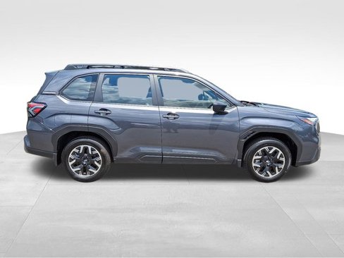 Used 2025 Subaru Forester image 9
