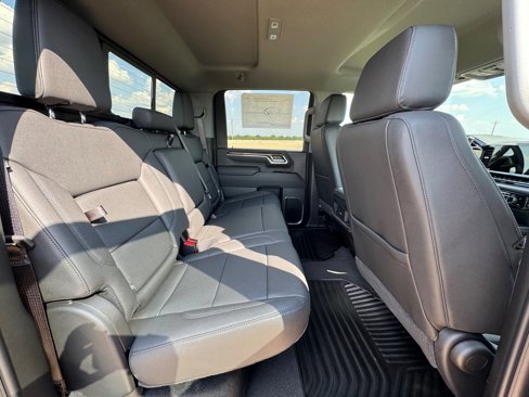 New 2026 Chevrolet Silverado 2500 LT w/ Trail Boss Package image 16