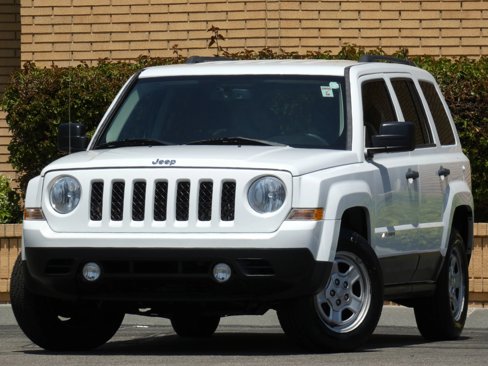 Used 2016 Jeep Patriot Sport image 4
