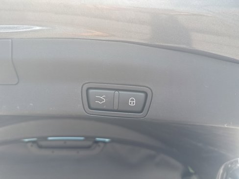 Used 2020 Alfa Romeo Stelvio Ti w/ Active Blind Spot Package image 22