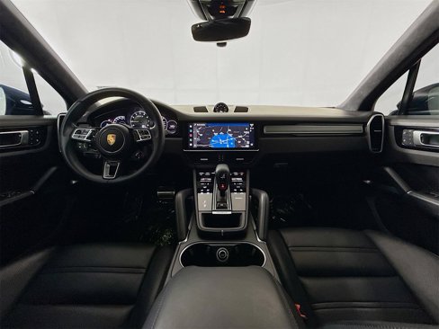 Certified 2023 Porsche Cayenne Turbo S image 27