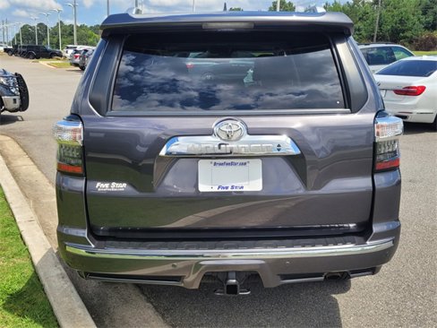 Used 2021 Toyota 4Runner Limited image 11