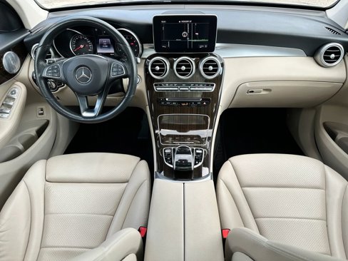 Used 2018 Mercedes-Benz GLC 300 4MATIC image 21