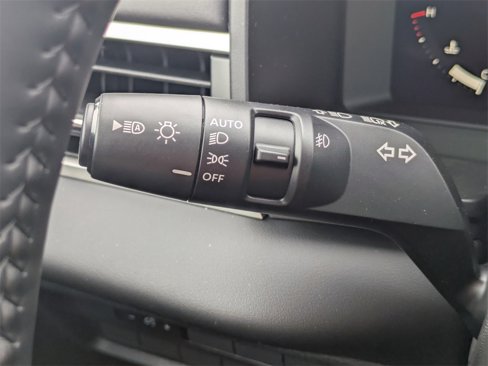 New 2025 Mitsubishi Outlander SEL image 30