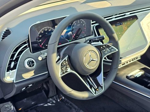 New 2026 Mercedes-Benz E 350 4MATIC Sedan image 15
