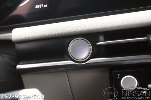 Used 2025 Hyundai Tucson Limited image 23