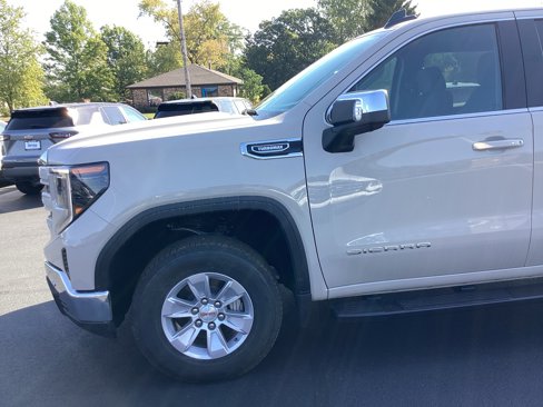 New 2026 GMC Sierra 1500 SLE w/ Preferred Package image 2