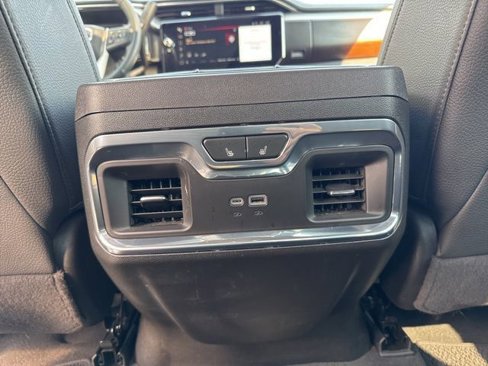 Used 2024 GMC Sierra 3500 Denali w/ Denali Reserve Package image 18