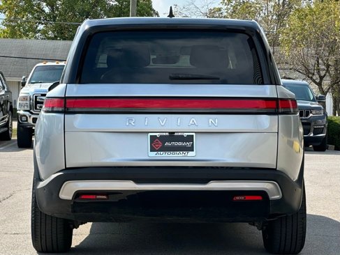 Used 2023 Rivian R1S Adventure image 9