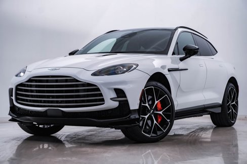 New 2025 Aston Martin DBX 707 image 1