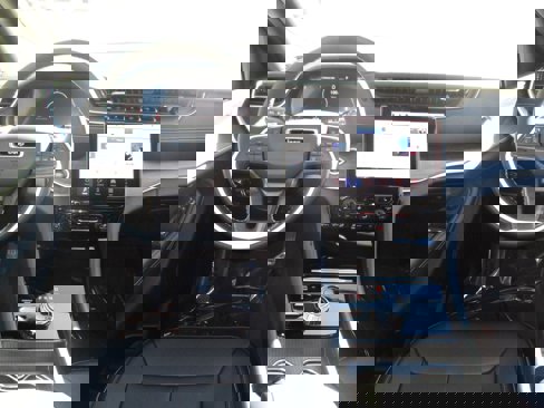 New 2025 Jeep Grand Cherokee L Limited w/ Black Appearance Package image 15