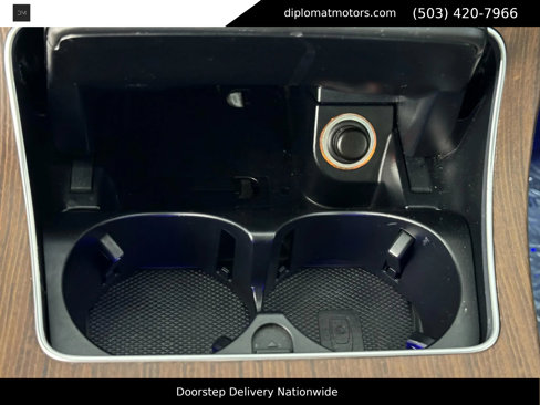 Used 2021 Mercedes-Benz C 300 Sedan w/ Premium Package image 34