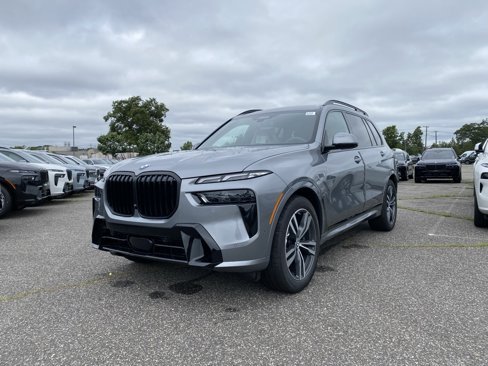 New 2026 BMW X7 xDrive40i w/ Executive Package image 1