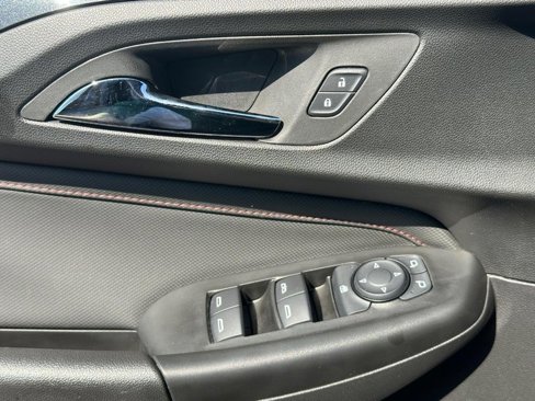 Used 2023 Chevrolet TrailBlazer RS image 23