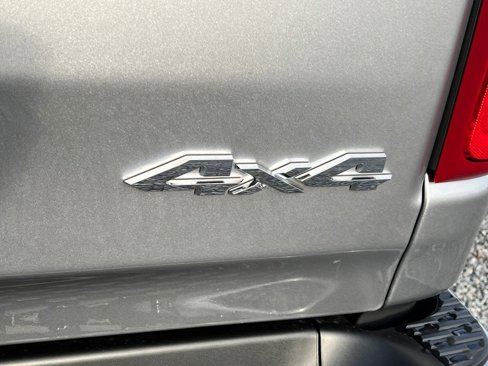 New 2025 RAM 1500 Laramie image 17