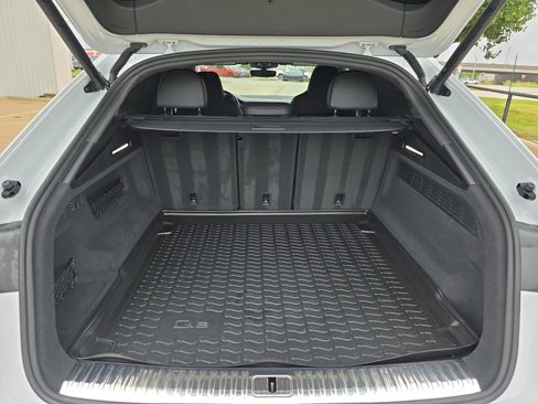 Used 2023 Audi SQ8 Prestige w/ Prestige Package image 12