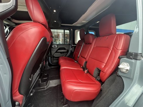Used 2024 Jeep Wrangler Unlimited Rubicon 392 image 25