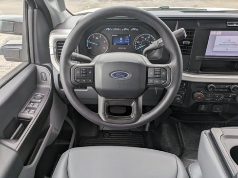 New 2025 Ford F350 XL w/ XL Chrome Package image 17