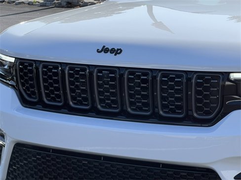 New 2025 Jeep Grand Cherokee Summit image 47