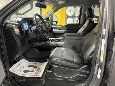 Used 2024 Ford F250 Lariat w/ Lariat Ultimate Package image 11