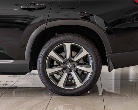 Used 2025 Honda Pilot Elite image 7
