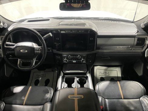 Used 2024 Ford F250 Platinum image 23