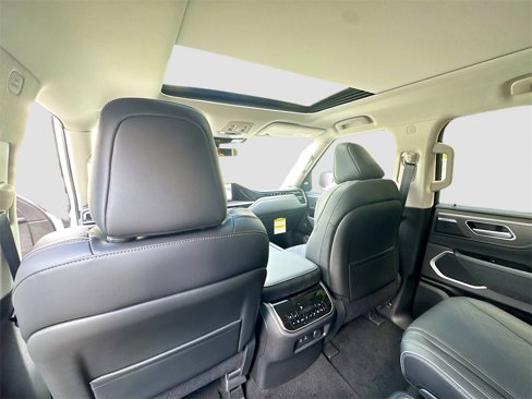 New 2026 INFINITI QX80 Luxe w/ Cargo Package image 27