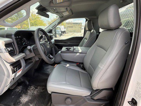 New 2025 Ford F550 4x4 Regular Cab Super Duty image 12