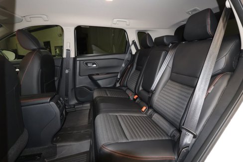 Used 2025 Nissan Rogue SV w/ Rock Creek Premium Package image 22