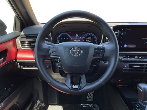 Used 2025 Toyota Camry XSE image 9
