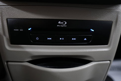 Used 2015 Chrysler Town & Country Touring-L w/ Driver Convenience Group image 30