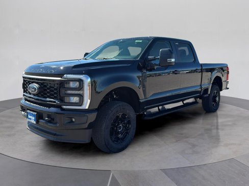 New 2026 Ford F250 4x4 Crew Cab Super Duty image 1