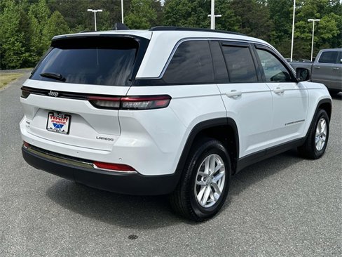 Used 2024 Jeep Grand Cherokee Laredo X w/ Luxury Tech Group I image 7