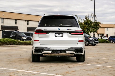 New 2026 BMW X7 M60i image 4