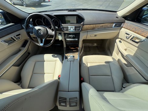 Used 2014 Mercedes-Benz E 350 4MATIC Sedan w/ Premium 1 Package image 16