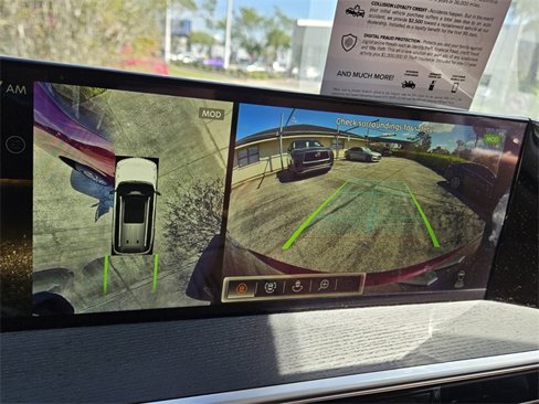 New 2025 INFINITI QX80 Sensory image 6