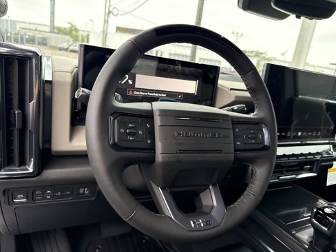 New 2026 GMC Hummer EV 4x4 Crew Cab image 10