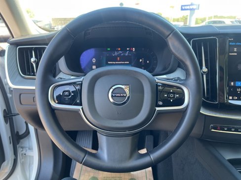 Certified 2025 Volvo XC60 B5 Plus image 16