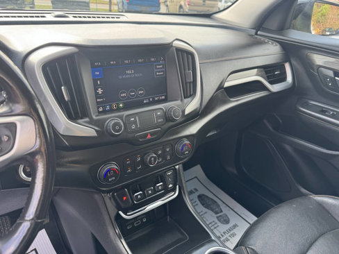 Used 2021 GMC Terrain SLT w/ Elevation Edition image 13